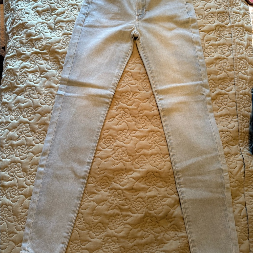 Just USA Women's Light Tan Skinny Jeans